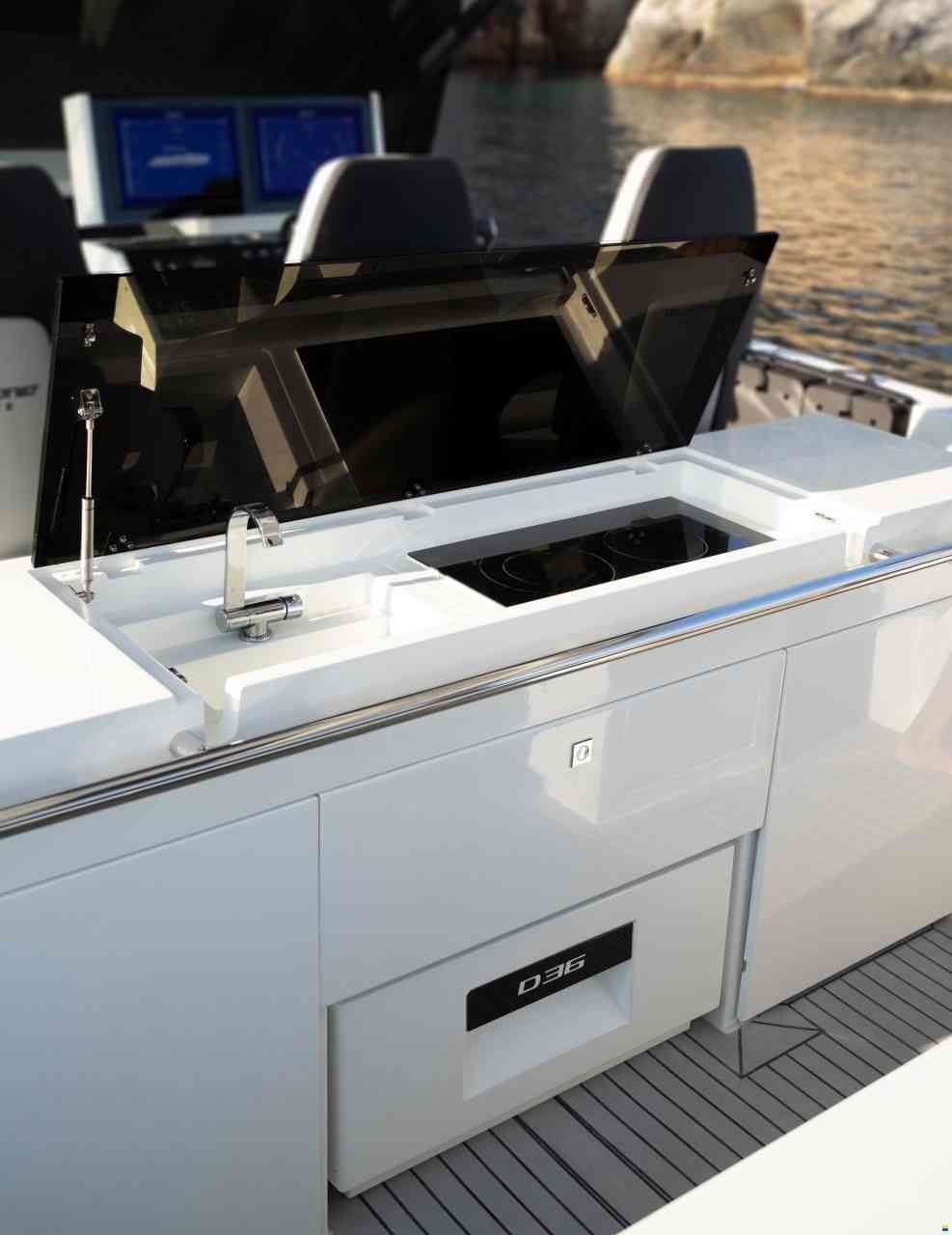 De Antonio D36 - View 5